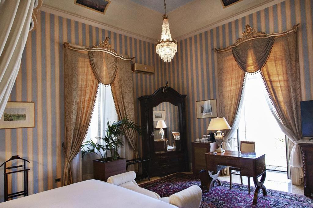 Palazzo Cherubini-pools & Wellness Alojamento de Acomodação e Pequeno-almoço *