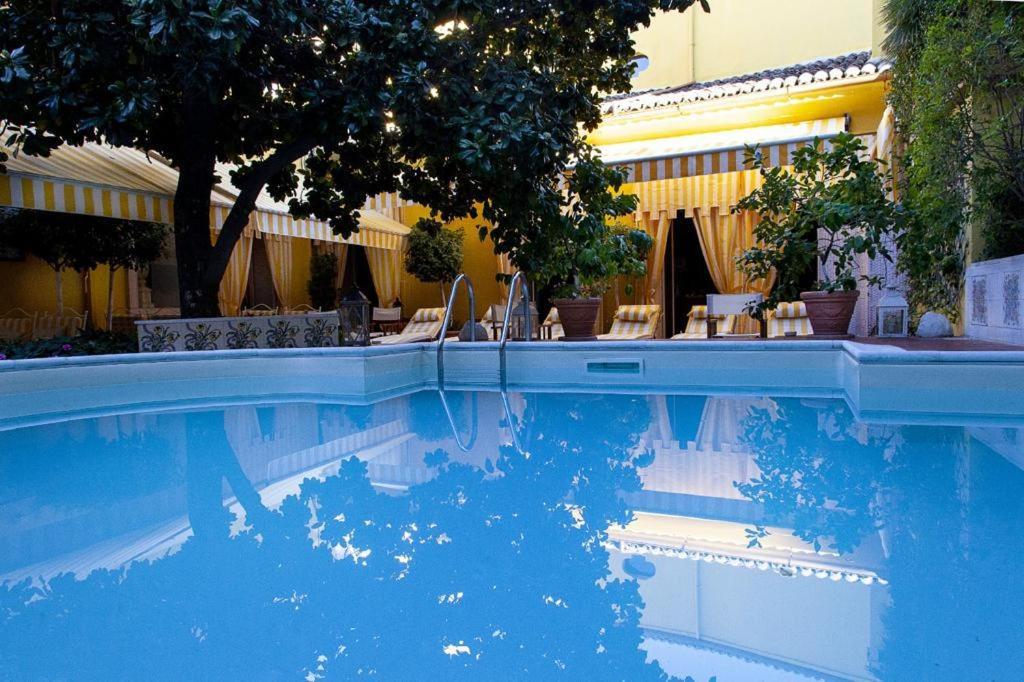 Palazzo Cherubini-pools & Wellness Bed & Breakfast *