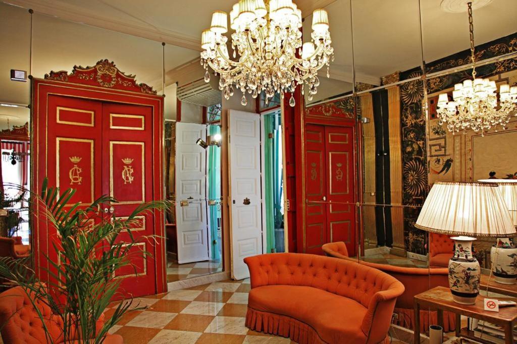Palazzo Cherubini-pools & Wellness Alojamento de Acomodação e Pequeno-almoço Rossano